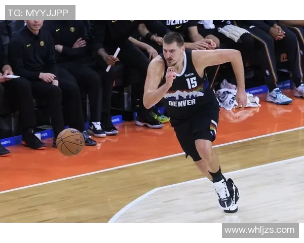 库里砍下36分助勇士战胜掘金迎来五连胜约基奇虽有33分仍难救主 库里砍下36分助勇士战胜掘金迎来五连胜约基奇虽有33分仍难救主